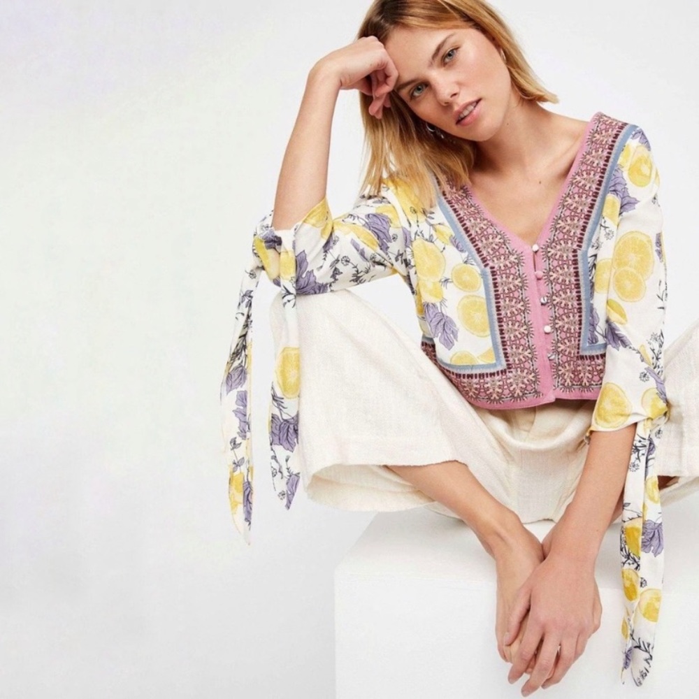 Free People | Freshly Squeezed Lemon Print Blouse Size M